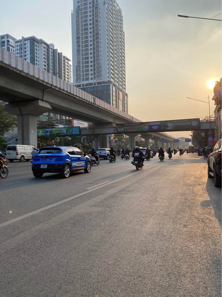 Nhà mặt phố Lương Thế Vinh, Thanh Xuân 60m² giá 7 tỷ - Kinh doanh sầm uất!