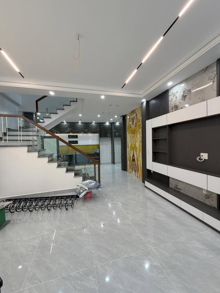 Nhà 4 tầng Thiên Lôi, An Biên, 69m² giá 4.2 tỷ - Khu dân cư văn minh!