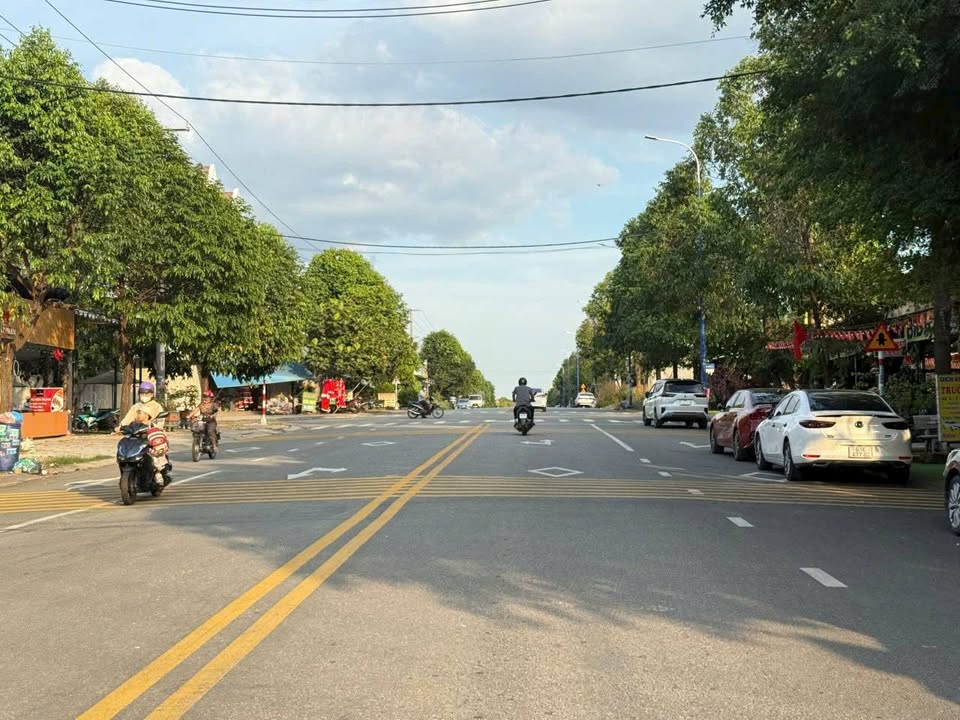 Đất nền mặt tiền đường NJ12, Bến Cát 150m² giá 3 tỷ - Kinh doanh đắc địa!