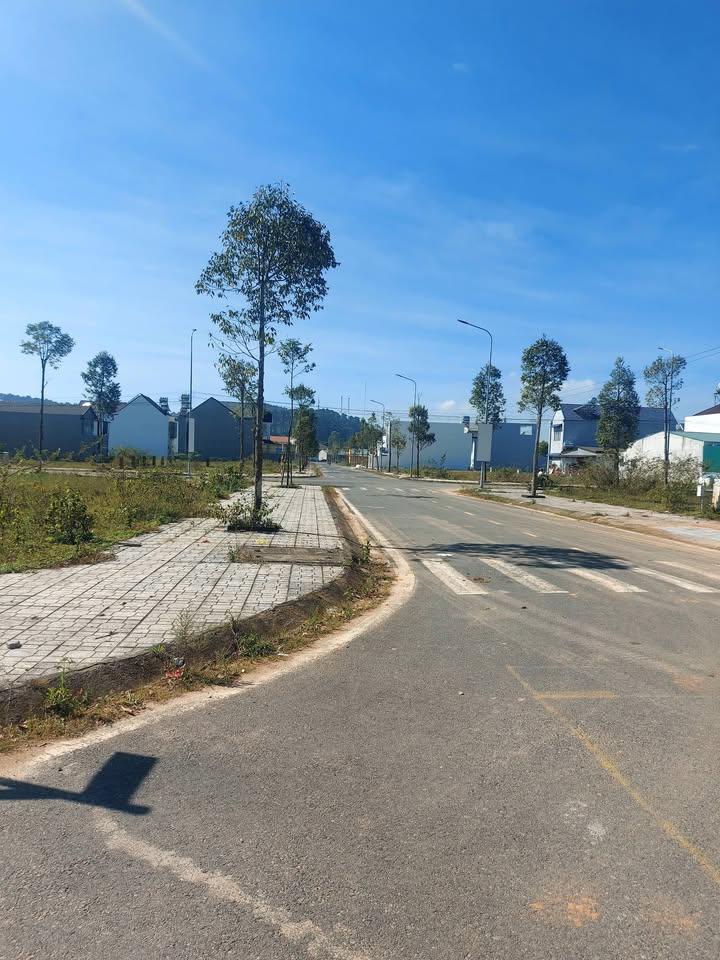 Đất nền khu đô thị TTTM Đinh Văn, Lâm Hà 541m² giá 6.5 tỷ - Lô góc 2 mặt tiền!