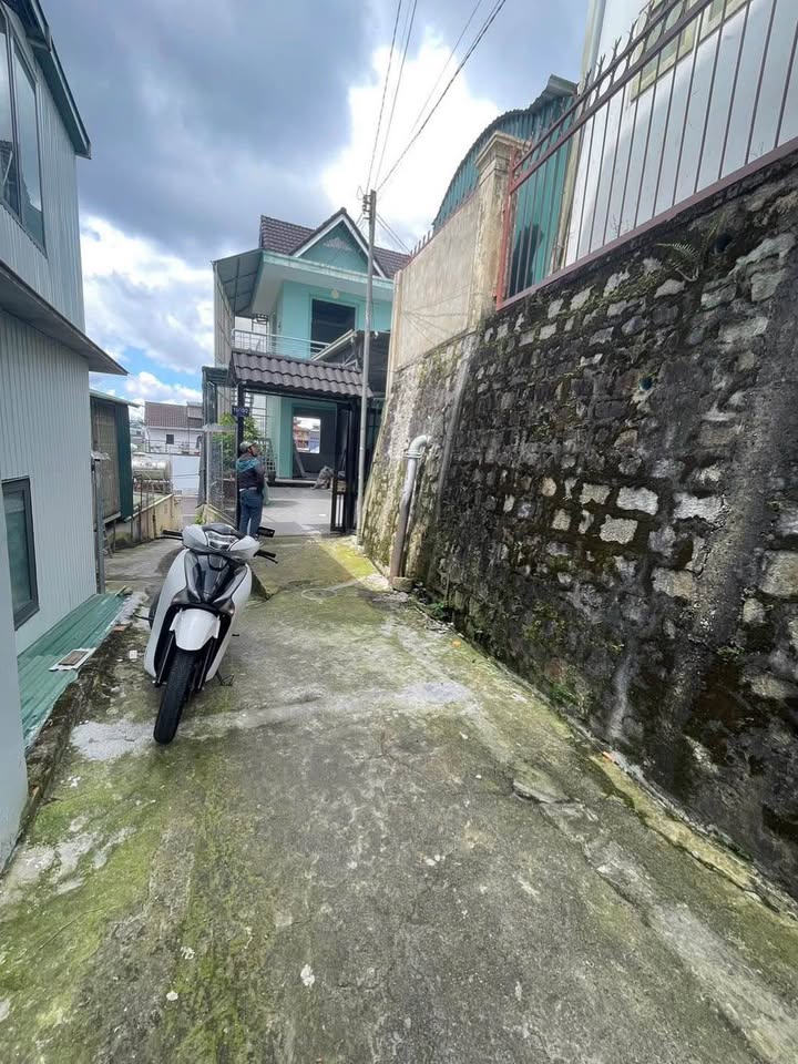 Bán đất tại An Dương Vương, P. Xuân Hương, Đà Lạt 83m² - Đầu tư nghỉ dưỡng lý tưởng!