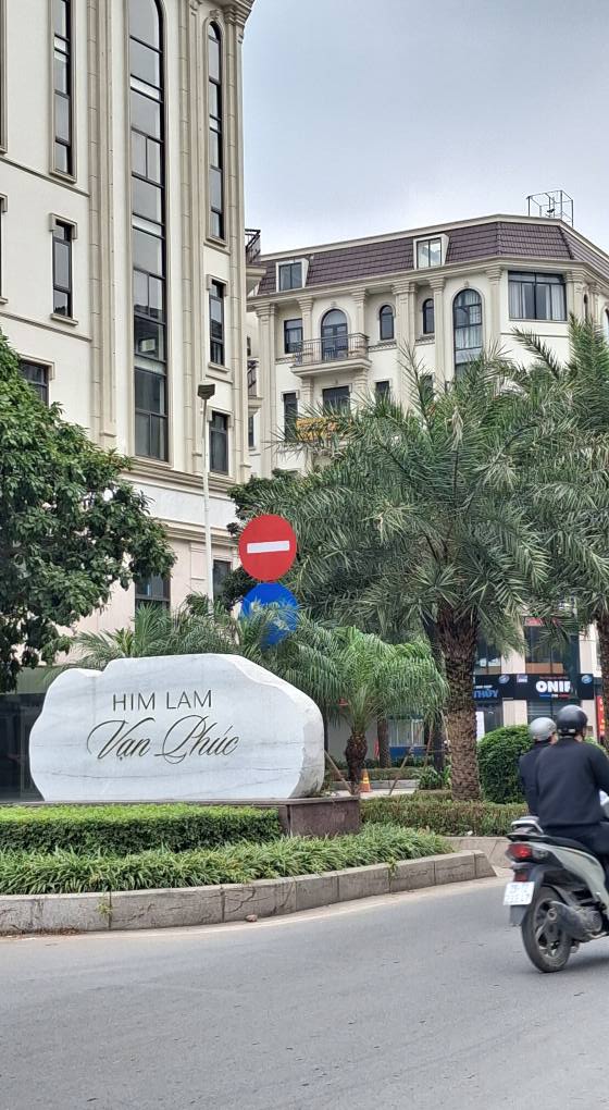 Shophouse 5 tầng Tố Hữu Vạn Phúc 48m² giá 12 tỷ - Đầu tư sinh lời ngay!