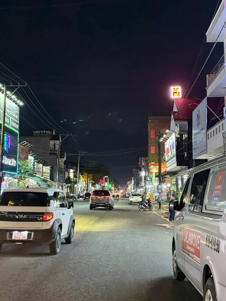 Nhà phố D1 KDC Vietsing, An Phú, 100m² giá 7.9 tỷ - Đầu tư sinh lời ngay!