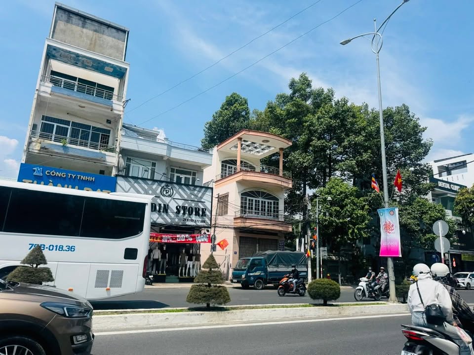 Nhà mặt tiền đường 23/10 Nha Trang 134m² giá 17 tỷ - Đầu tư sinh lời ngay!