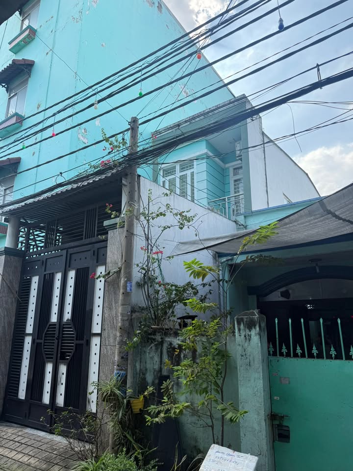 Nhà 2 tầng 74m² Thủ Đức chỉ 3 tỷ - Sẵn sàng vào ở ngay!