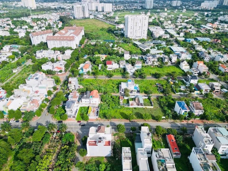 Lô đất KDC Kiến Á, Q9, 110m² giá 10.9 tỷ - Khu dân cư cao cấp, tiện ích đầy đủ!