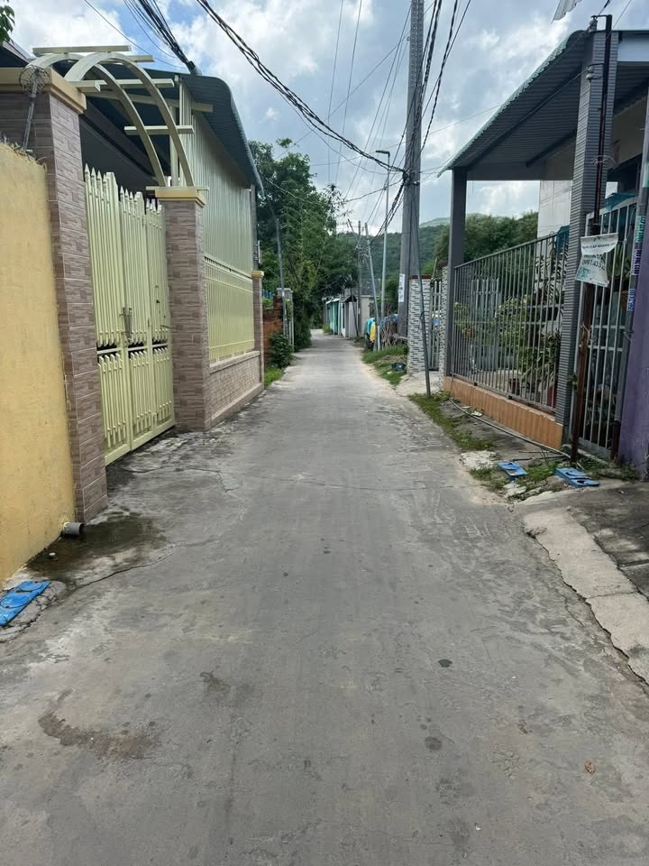 Đất thổ cư chính chủ Long Hải 84m² giá 1.2 tỷ - Đầu tư sinh lời tốt!