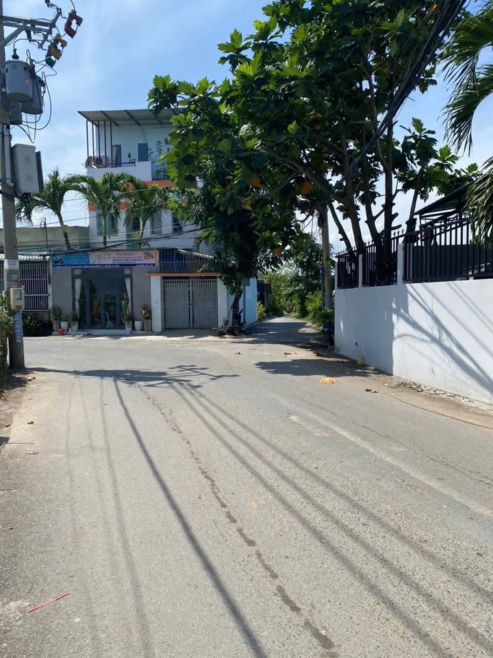 Đất nền 62m² Đường 8, Long Phước, Thủ Đức - Giá chỉ 2.63 tỷ, sổ hồng chính chủ!