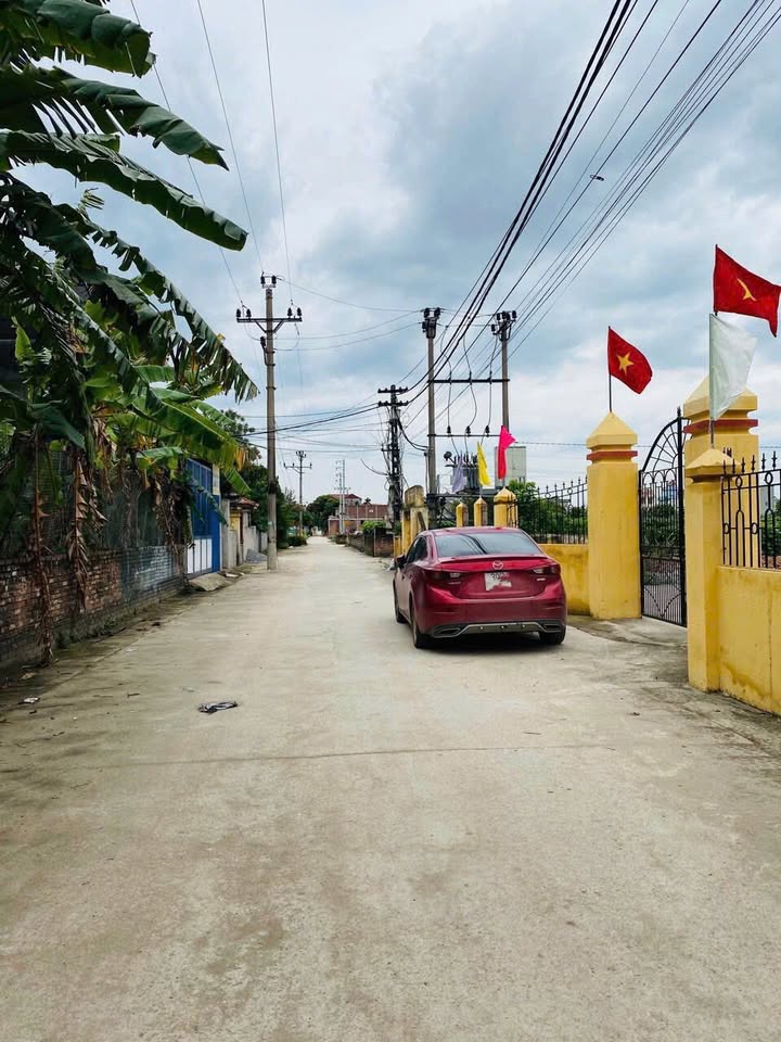 Đất nền Tự Nhiên Thường Tín 150m² giá 6 tỷ - Đường rộng ô tô vào tận nơi!