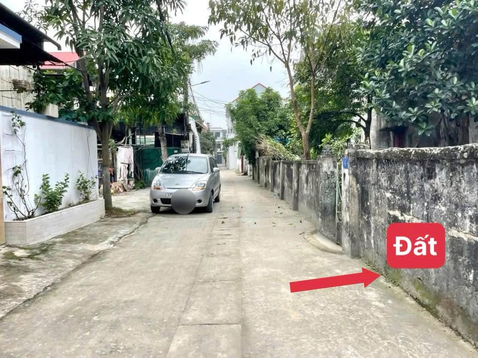 Đất khu phố Đại Nghĩa, Đông Vĩnh 111.7m² giá 2.4 tỷ - Mặt tiền rộng, ô tô vào tận nơi!