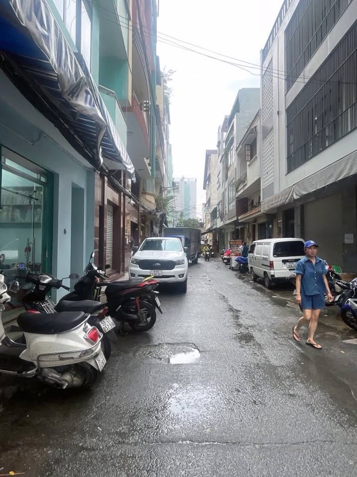 FrontHouse Quận 10 63m² giá 19.9 tỷ - Kinh doanh sầm uất sát mặt tiền