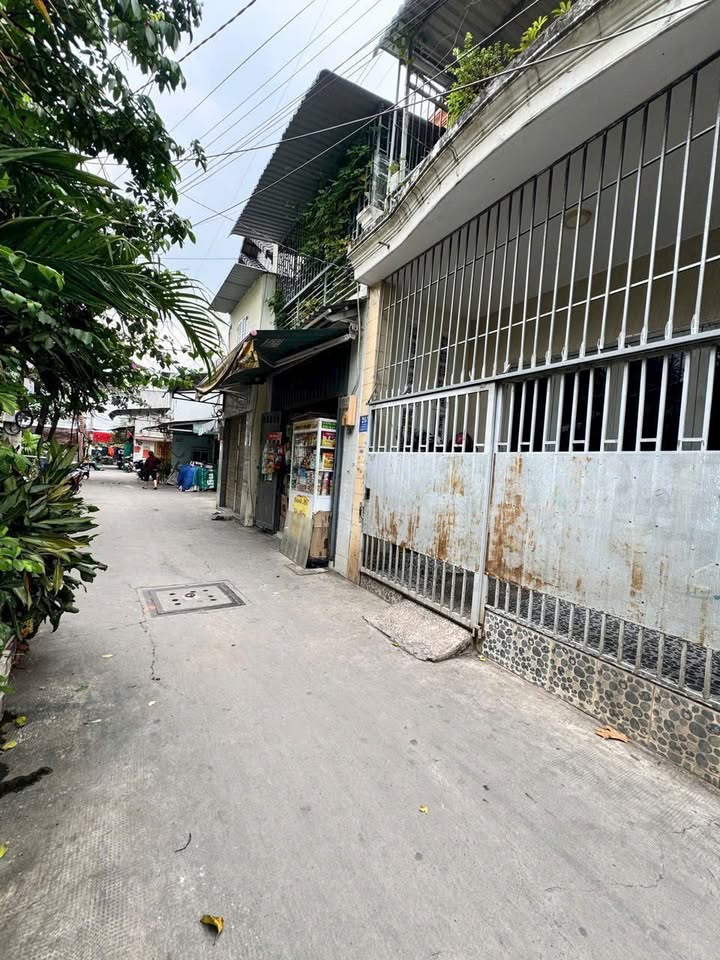 Nhà bán Trung Mỹ Tây Q12 56m² giá 3.4 tỷ - Sổ hồng chính chủ, vào ở ngay!