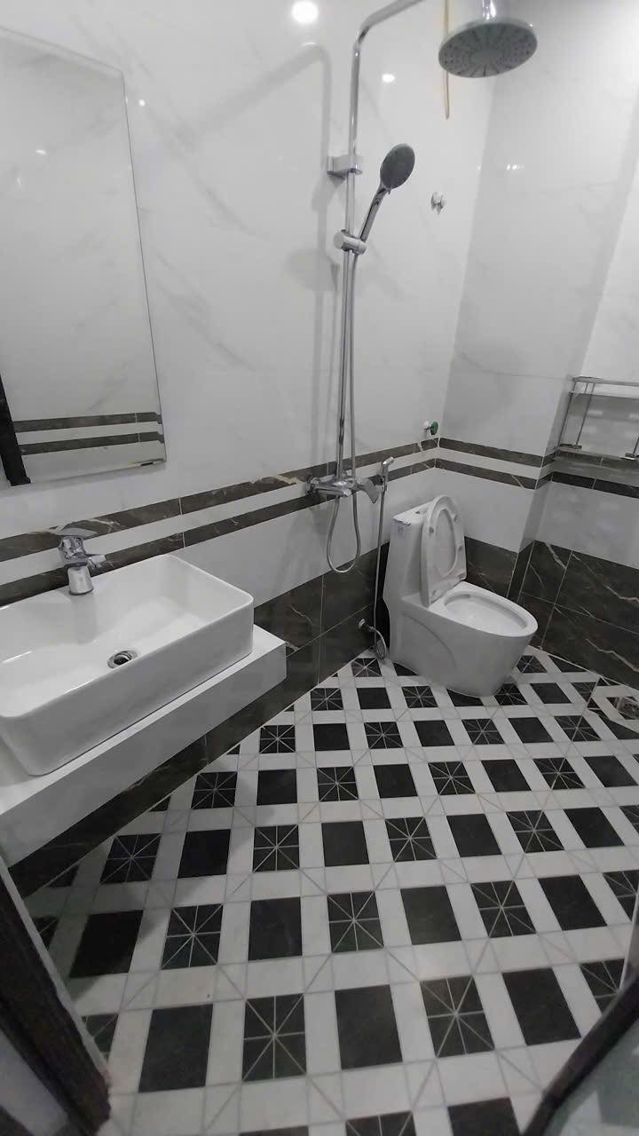 Nhà đẹp Hữu Hòa Thanh Trì 40m² giá 7 tỷ - Ô tô vào nhà thoải mái!