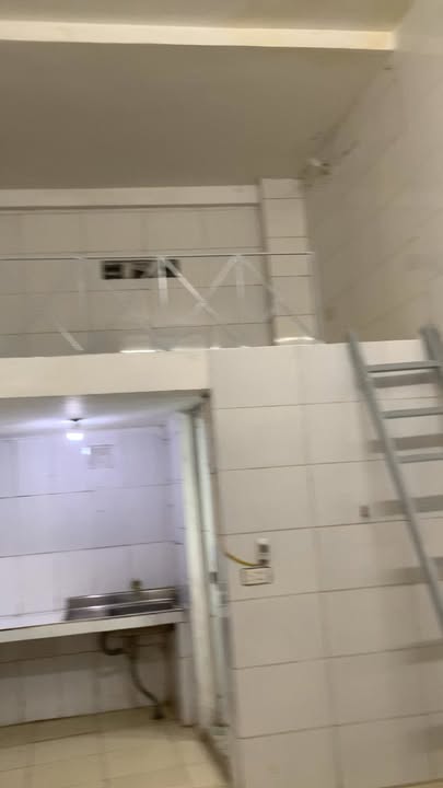 Phòng cho thuê tại Kim Giang 30m² giá chỉ 2.6 triệu - Không gian thoáng mát, tiện nghi đầy đủ!