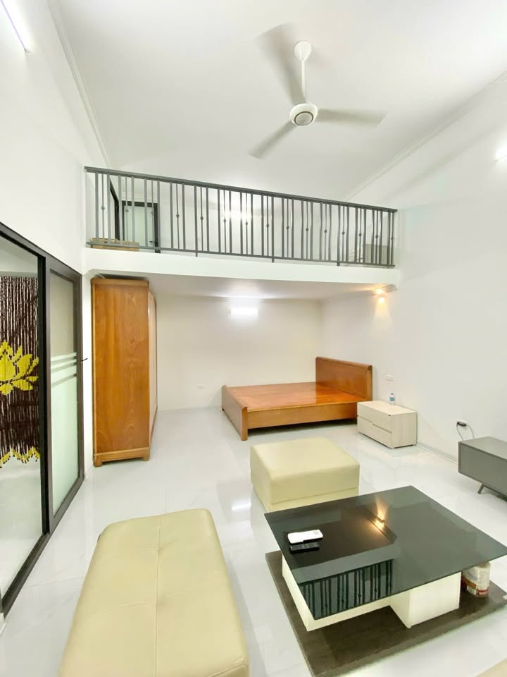 Nhà cho thuê ngõ 180 Bà Triệu 50m² giá 8.5 triệu - Thiết kế độc đáo, đầy đủ nội thất!