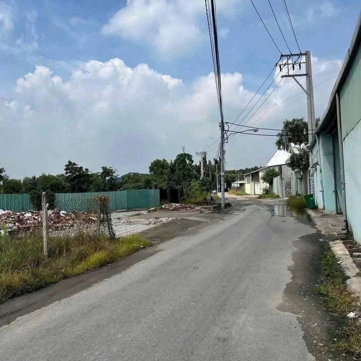 Đất thổ cư Khánh Bình 177m² giá 2 tỷ - Kinh doanh sầm uất gần khu công nghiệp!