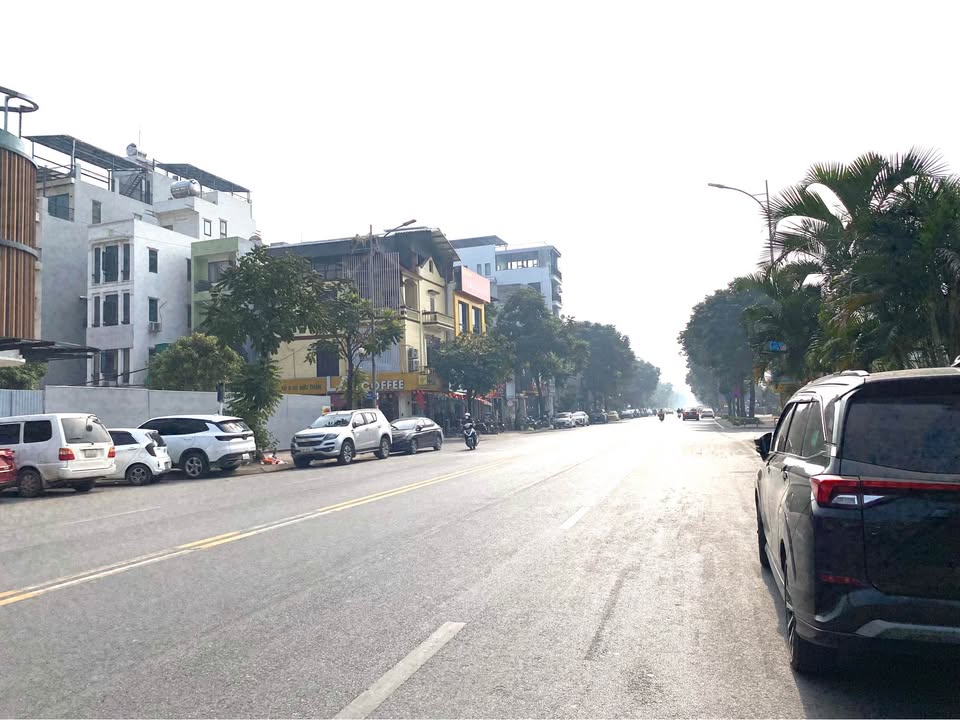 Đất Lý Sơn Việt Hưng Long Biên 70m² giá 9 tỷ - Đầu tư sinh lời, kinh doanh thuận lợi!