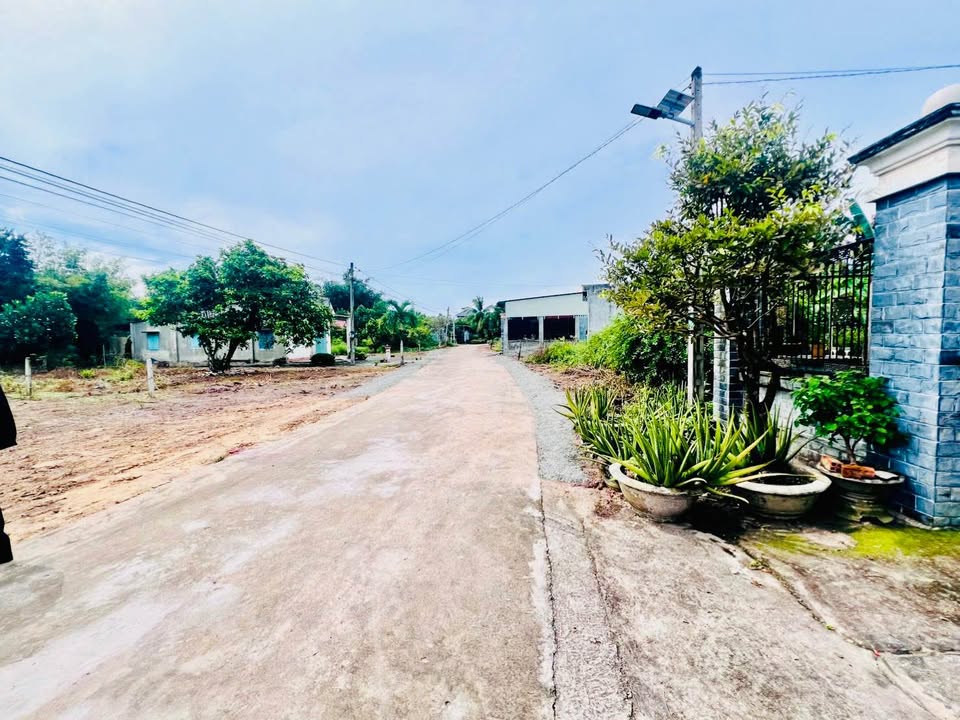 Đất nền KCN Minh Hưng 200m² giá chỉ 380 triệu - Sổ hồng riêng, công chứng ngay!