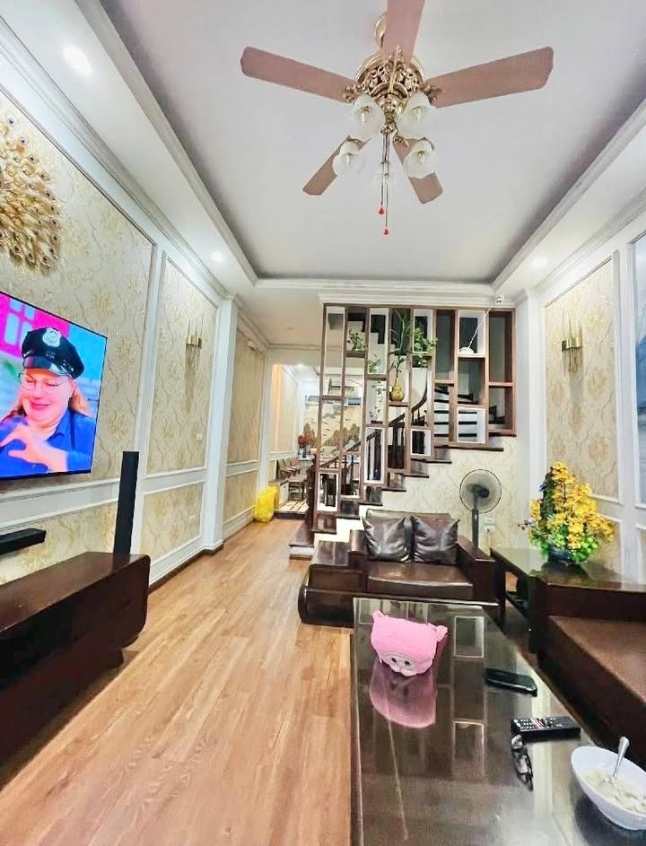 Nhà phân lô Định Công 55m² giá 13 tỷ - Ô tô vào nhà, cho thuê đỉnh!