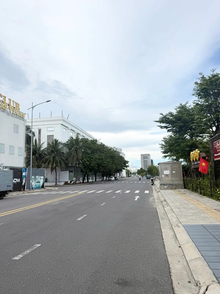 Bán đất mặt tiền Bạch Đằng, Hải Châu, Đà Nẵng 1000m² - Vị trí vàng, đầu tư sinh lời!