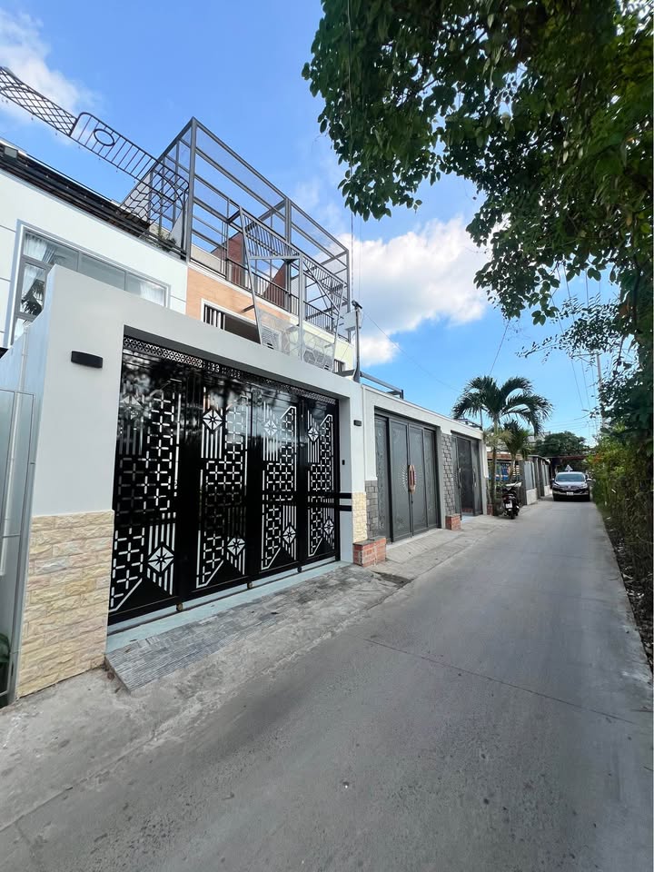 Nhà phố thiết kế hiện đại tại Trung An - 112m² giá 4.386 tỷ - Sẵn sàng ở ngay!