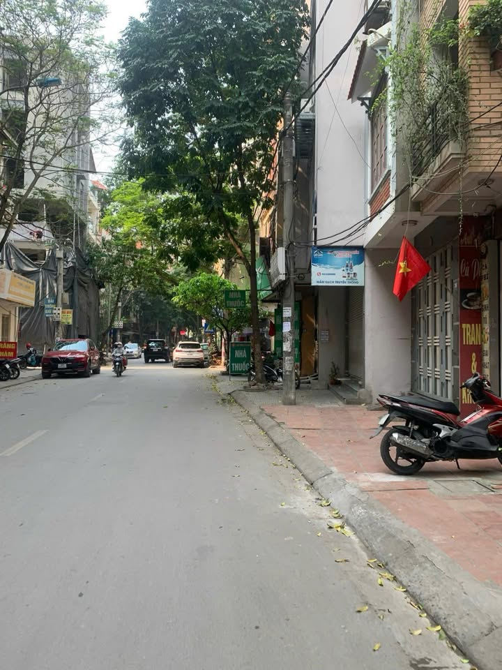 Đất thổ cư Đan Phượng 50m² giá 3.7 tỷ - Sổ nở hậu, ô tô vào tận nơi!