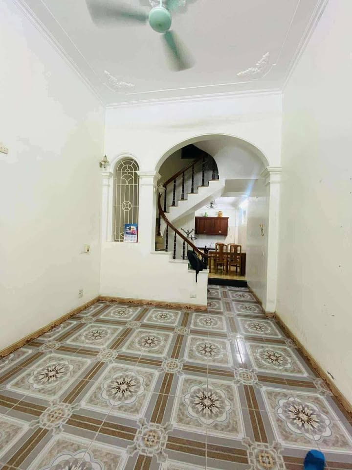 Nhà 3 tầng Vị Xuyên, 44m² giá 2 tỷ - Vị trí thông tứ phía, sẵn sàng ở ngay!