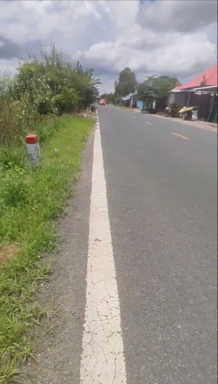 Bán đất ruộng 8900m² cặp kênh Thủy Lợi, Phương Thịnh, Đồng Tháp - Tiềm năng phát triển lớn!