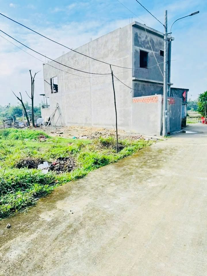 Đất nền Hòa Tiến Đà Nẵng 100m² giá 999 triệu - Cơ hội đầu tư sinh lời!