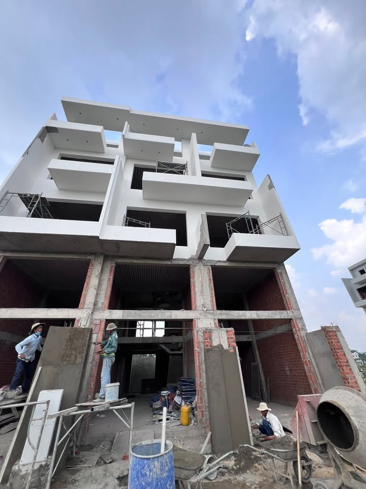 Nhà phố Tam Bình Thủ Đức 57m² giá 4.835 tỷ - Đầu tư sinh lời hấp dẫn!