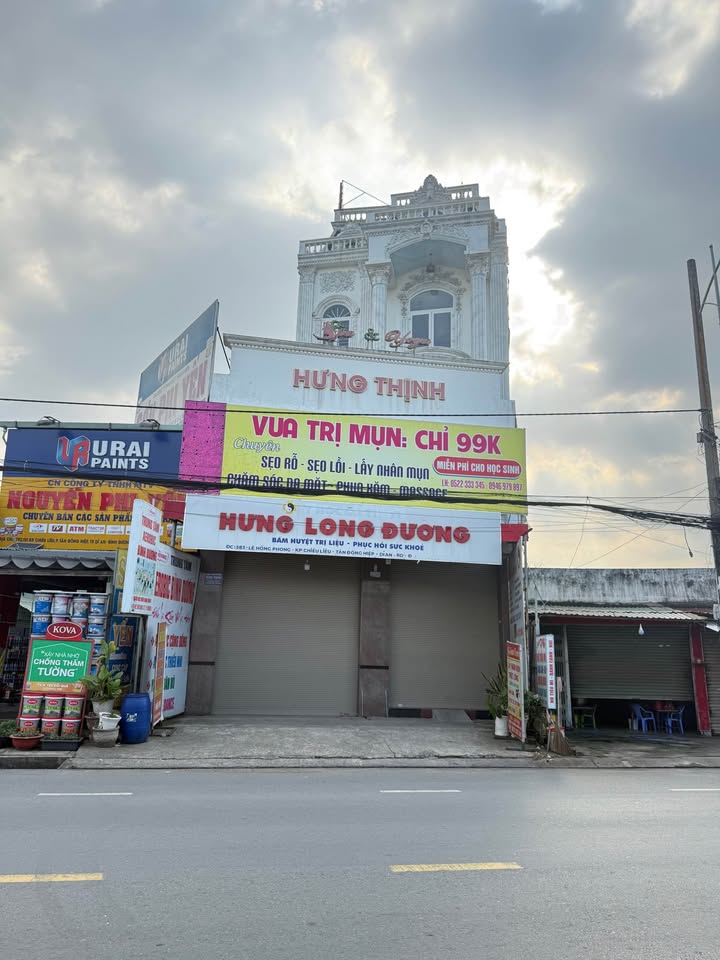 Nhà phố Dĩ An 140m² giá 16 tỷ - Kinh doanh sầm uất, mặt tiền đẹp!