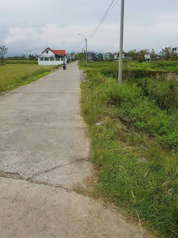 Đất màu Hòa Xuân, Cẩm Lệ 400m² giá 700 triệu - Cần bán gấp!