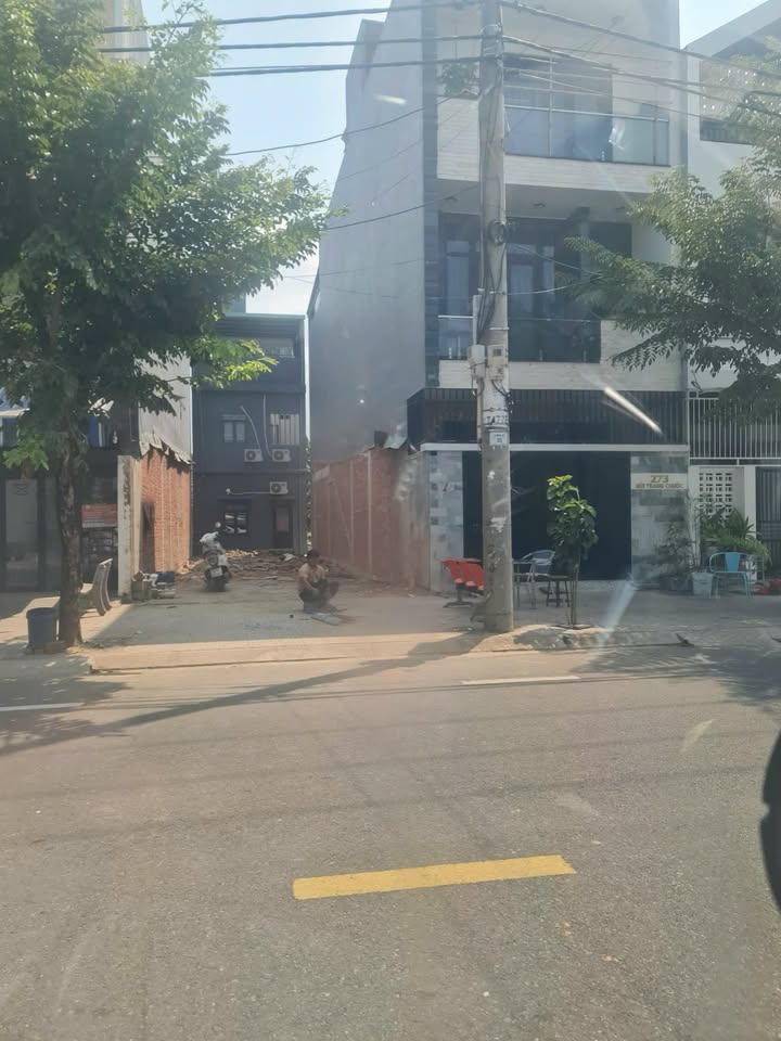 Đất nền Hòa Xuân, Đà Nẵng 100m² giá 7.1 tỷ - Sổ đỏ chính chủ, hướng Tây Nam!