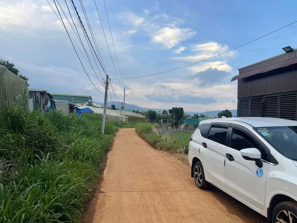 Đất trồng cây 674m² tại Hòa Phú, Đà Nẵng - Giá chỉ 700 triệu!