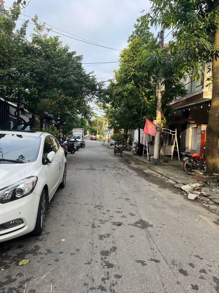 Đất Hòa Xuân 100m² giá 5.15 tỷ - Vị trí đắc địa sát chợ!