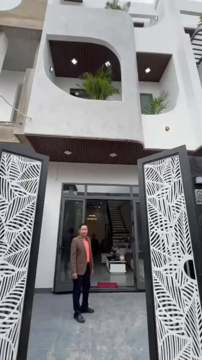 Nhà 3 tầng Cẩm Lệ Đà Nẵng 81m² giá 4.99 tỷ - Vị trí đắc địa gần Lê Trọng Tấn!