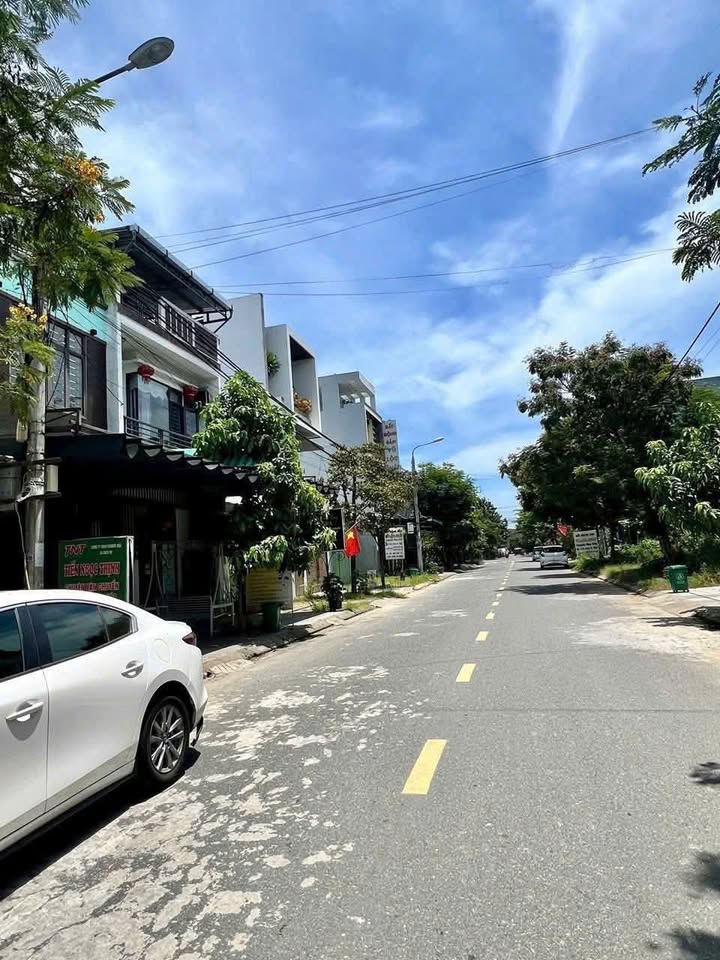 Đất mặt tiền đường Hòa Phú 9, quận Liên Chiểu 90m² giá 5.95 tỷ - Hướng Đông Nam hiếm có!