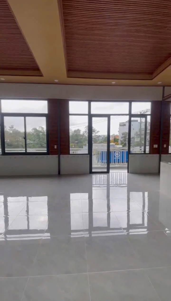 Nhà mặt tiền Lam Sơn, Bảo Lộc 190m² giá 12 triệu - Cho thuê ngay!