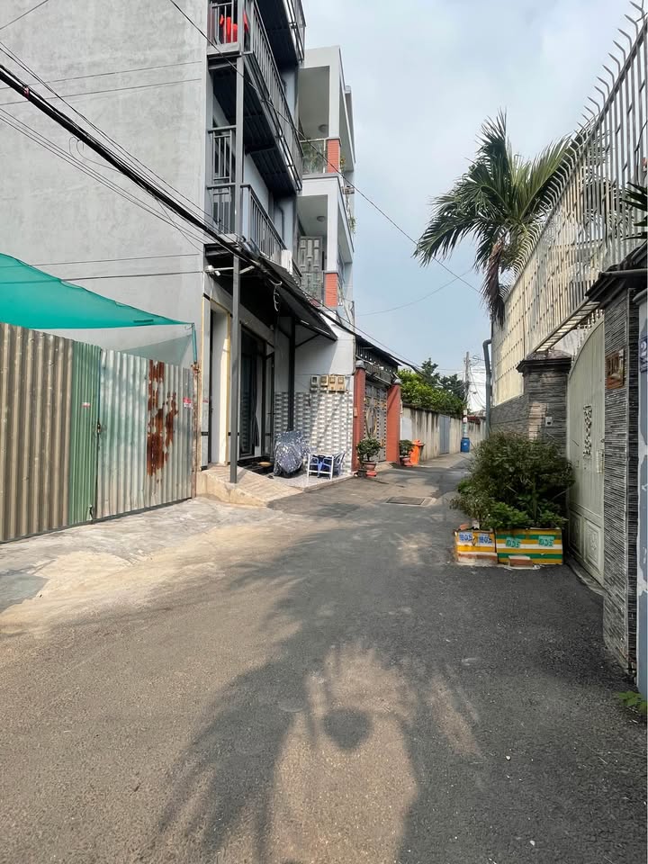 Đất hẻm ô tô Đỗ Xuân Hợp, Phước Long B, 60m² giá 6.3 tỷ - Đầu tư sinh lời!