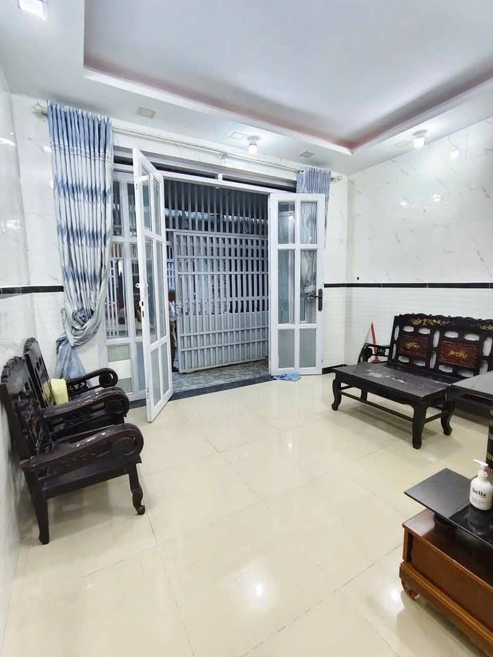 Nhà lầu Vĩnh Lộc A 40m² giá 1.25 tỷ - Pháp lý sổ hồng chính chủ!