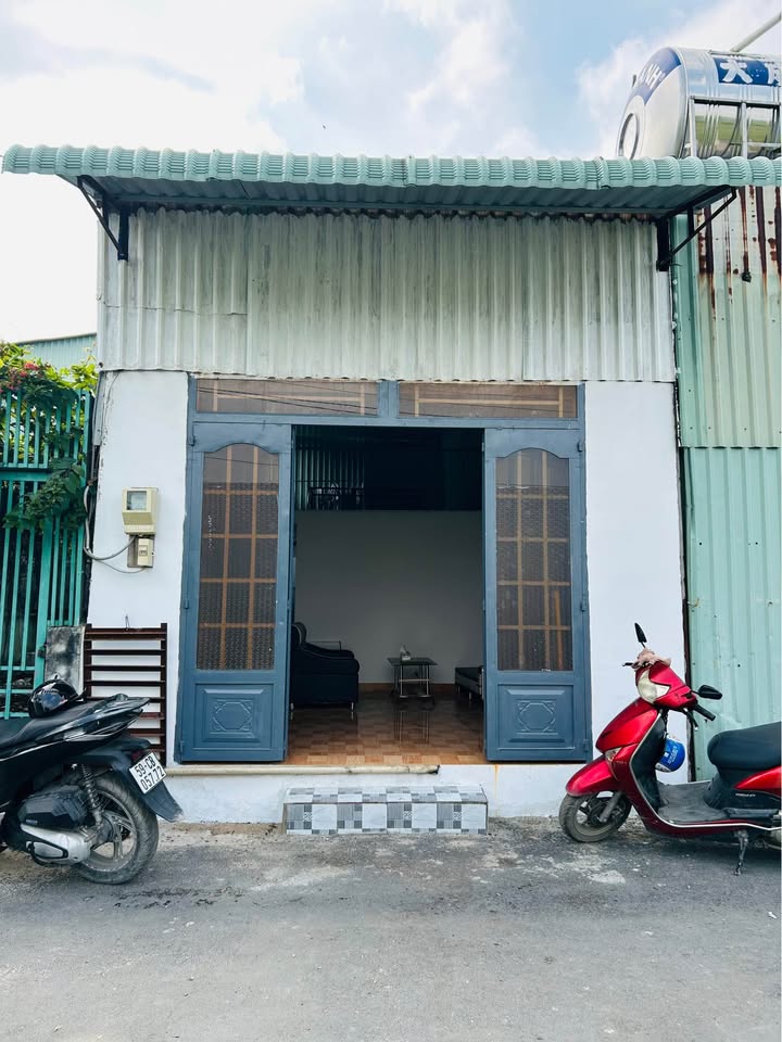 Nhà bán Vĩnh Lộc A, Bình Chánh 48m² giá 950 triệu - Gần chợ tiện lợi!