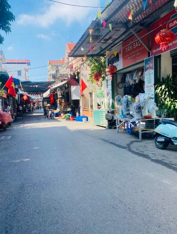 Đất nền đẹp 48m² tại đường Hòa Bình, Yên Nghĩa - Giá cực tốt 50 tỷ VND!