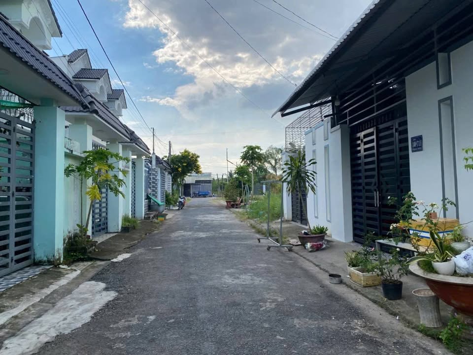 Nhà đẹp tại Phước Hậu, Long Hồ 72m² giá 1.399 tỷ - Sẵn sàng vào ở ngay!