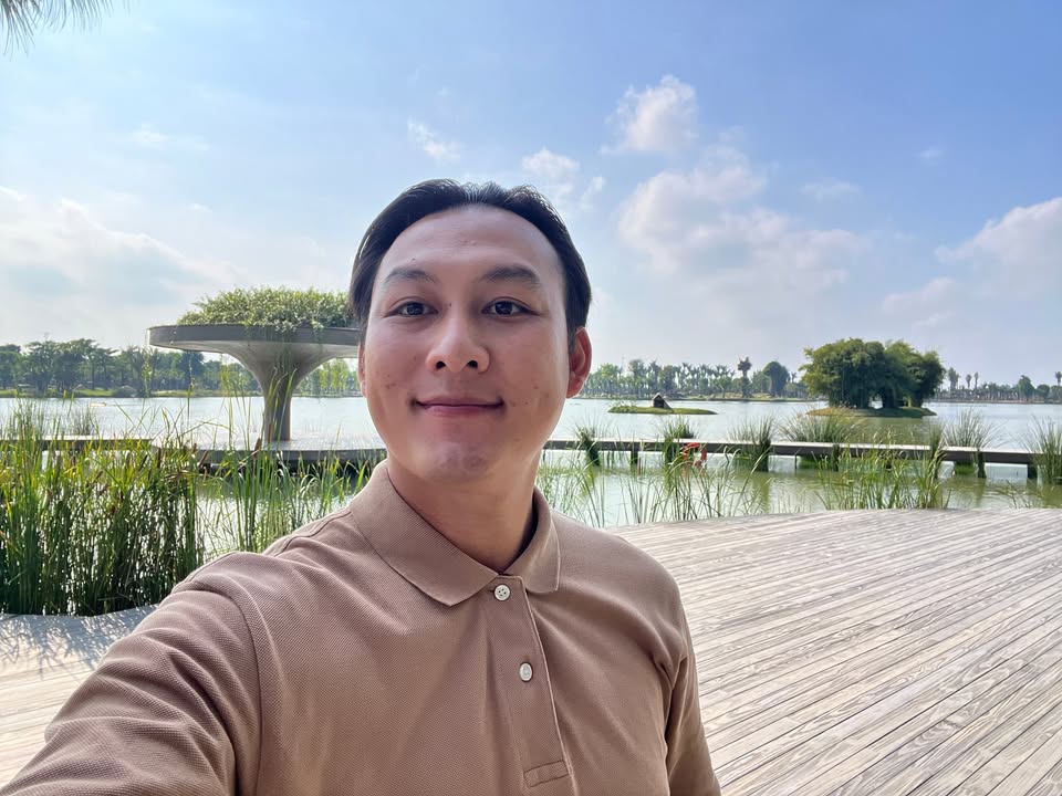 Nhà phố thương mại tại Ecopark - 220m² giá 21 tỷ - Không khí trong lành, không gian sống lý tưởng!