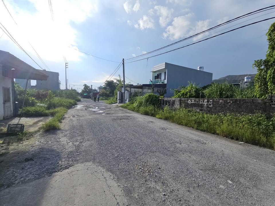 Đất nền Nam Sơn 2, Cẩm Phả 141m² giá chỉ 2.825 tỷ - Sổ đỏ chính chủ!