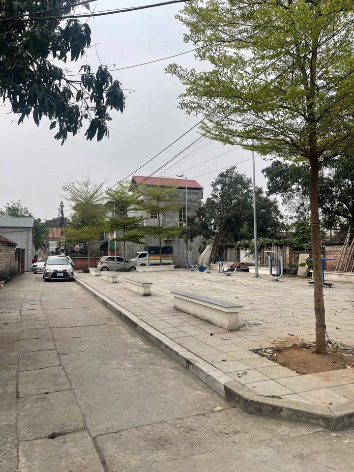 Đất nền lô góc 62m² tại phường Sơn Tây - Giá chỉ 1.1 tỷ, cơ hội đầu tư vàng!