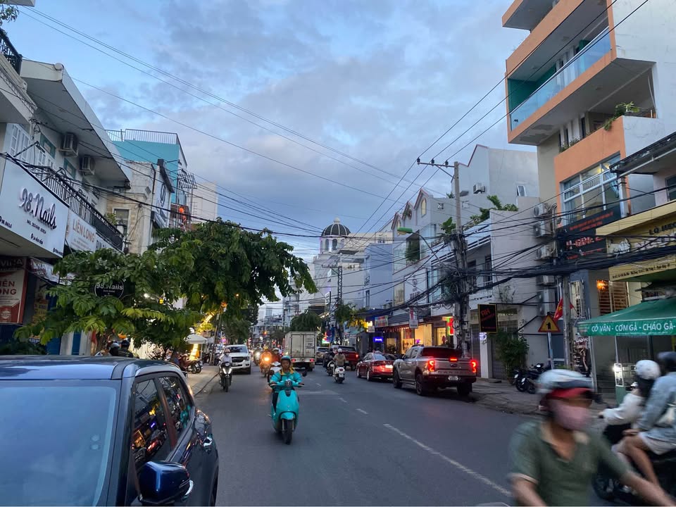 Mặt bằng kinh doanh cho thuê tại đường Vân Đồn, Nha Trang - Diện tích 100m², giá chỉ 12 triệu/tháng!