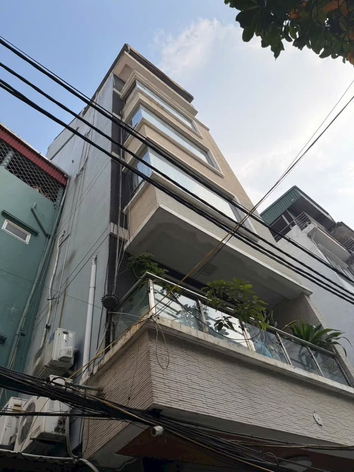 Nhà riêng Xuân Đỉnh 28m² giá 8 tỷ - Lô góc, ô tô tránh, ngõ thông