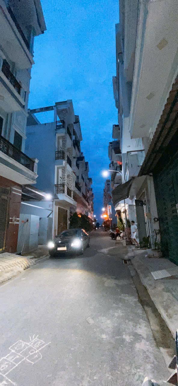 Nhà đẹp 52m² tại Đường Bến Lội, Quận Bình Tân - An ninh tuyệt đối, nội thất cao cấp!