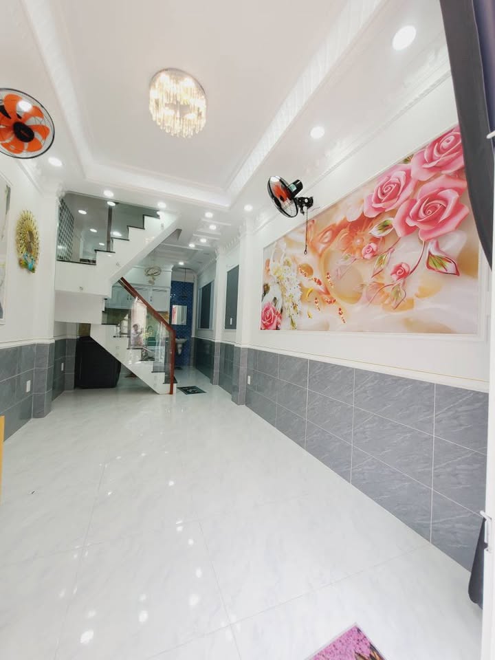 Nhà 2 tầng đường Huỳnh Tấn Phát, Phú Thuận, Q7 giá 2 tỷ - Thiết kế hiện đại, dọn vào ở ngay!